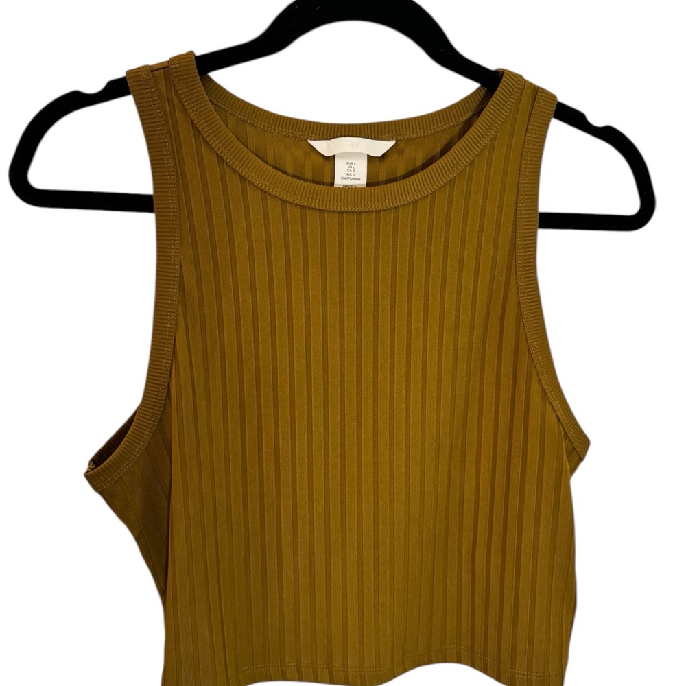 H&M NWOT Ribbed Crop Tank Top
